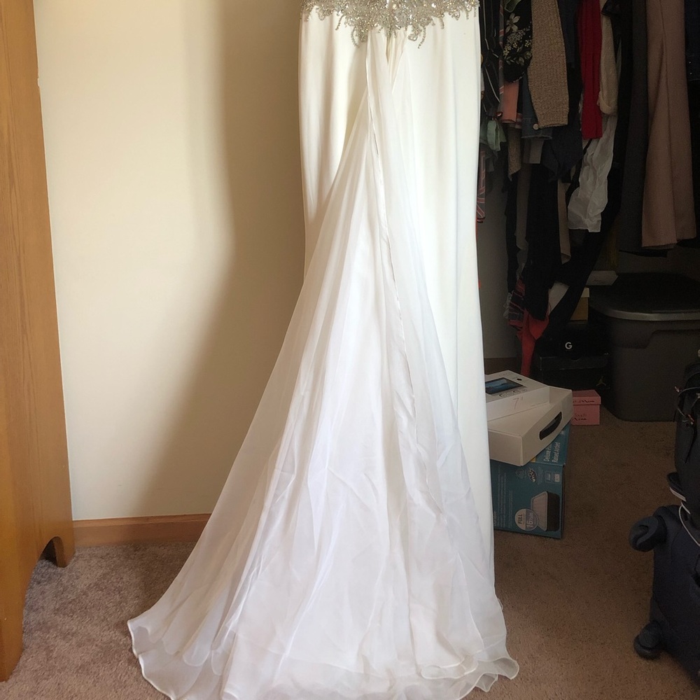 Prom Dress - Picture 4 of 6